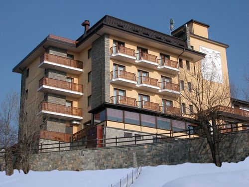 Hotel Miravalle Oulx Екстериор снимка