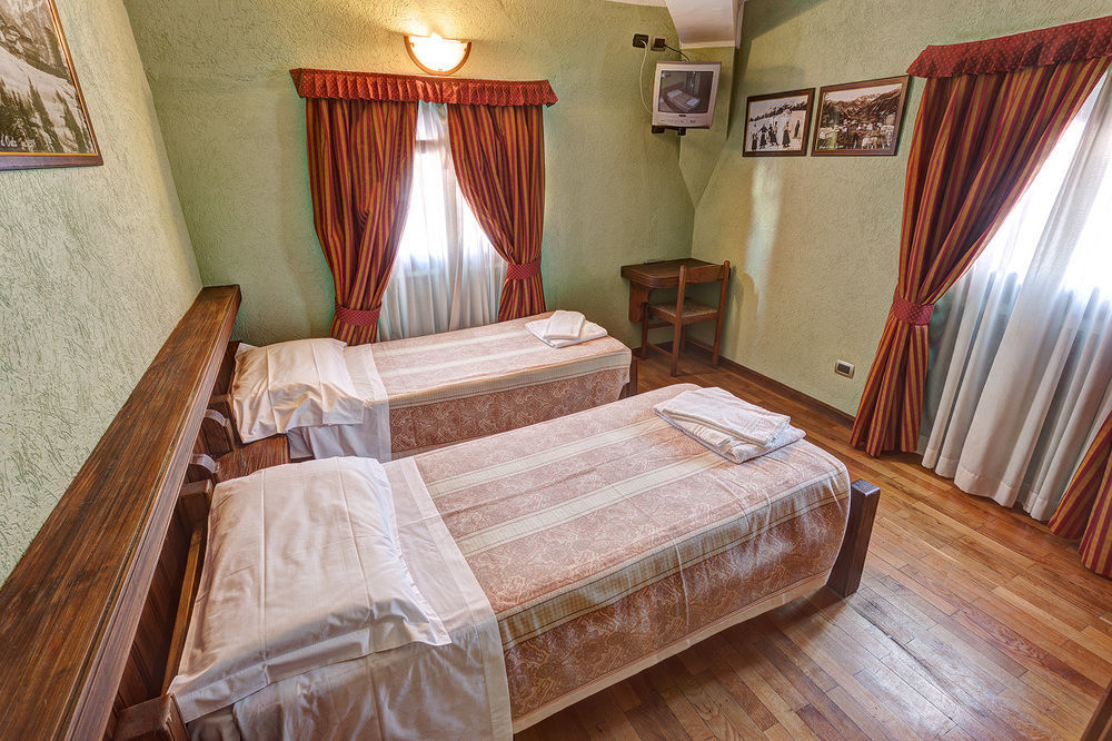 Hotel Miravalle Oulx Екстериор снимка