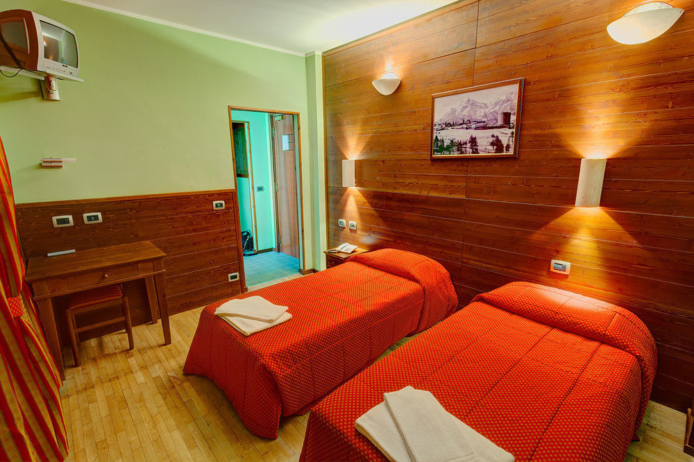Hotel Miravalle Oulx Екстериор снимка